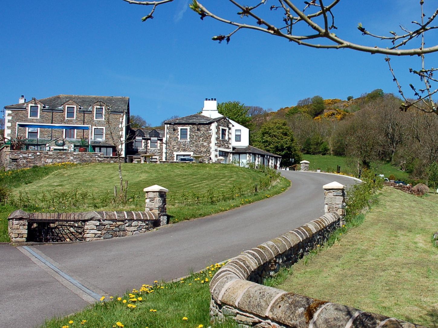 Embleton Spa Hotel & Apartments Exterior photo